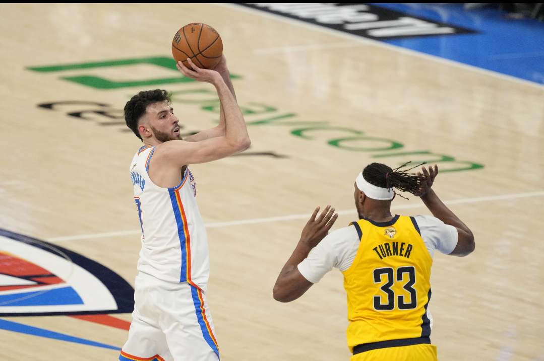 开云线上入口-关于阿贾克斯训练开放日，今晨回应争议引欢呼，NBA总决赛在即，临场指挥获称赞的信息